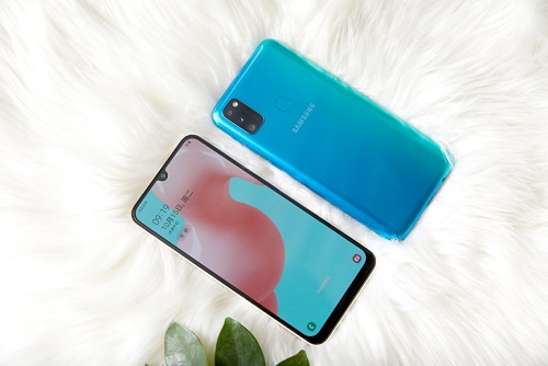 年末值得入手的強(qiáng)續(xù)航手機(jī) 三星Galaxy M30s秒殺價1499元