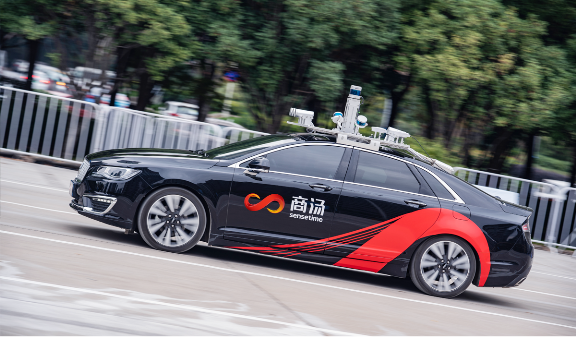 商湯科技自動駕駛汽車駛入浙江交博會，展示未來智慧出行體驗