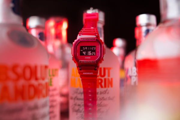 潮流入喉！G-SHOCK X ABSOLUT絕對(duì)伏特加聯(lián)名款破界來襲