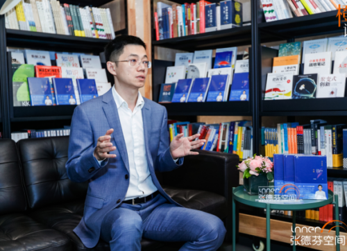 放棄國企高管職位，39歲裸辭創(chuàng)業(yè)：裸辭不可怕，可怕的是安于現(xiàn)狀