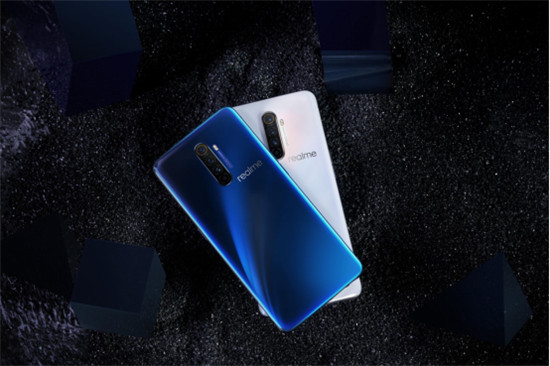 realme CEO李炳忠專(zhuān)訪：要做5G普及者，性價(jià)比永遠(yuǎn)不是realme考慮的范疇
