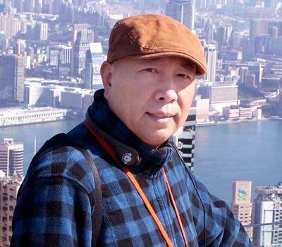 客廳沙發(fā)后掛什么畫？鄭曉京手繪吉祥花鳥畫，讓家溫暖吉祥