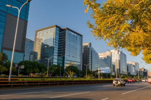 捷停車·云托管落地方正國際大廈！創(chuàng)新車場管理服務帶來全新智慧體驗