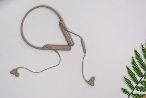 索尼WI-1000XM2頸掛式降噪耳機(jī)評(píng)測(cè)：主動(dòng)降噪讓發(fā)燒友「愛(ài)不釋耳」