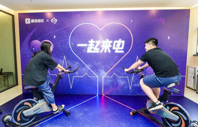 讓馮提莫親手送“玉兔”的酷狗音樂，福利好到顛覆想象
