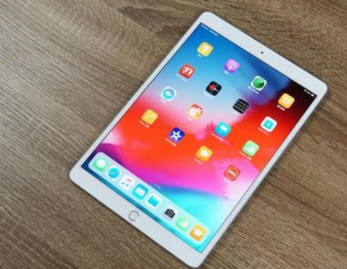 漲知識！給 iPhone 和 iPad 快充，充電器功率越大就越快嗎？
