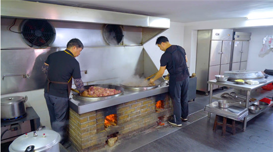 口碑江湖封神榜再推江湖神店，東莞這家羊肉煲店火了