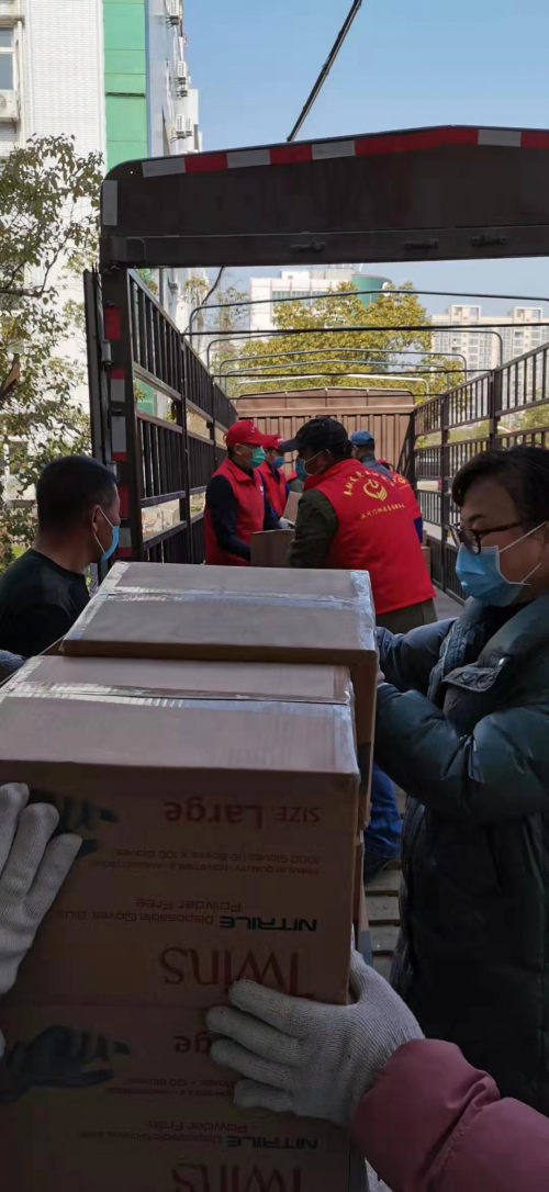 不止武漢！雅迪電動車第三批醫(yī)護物資抵達黃岡、荊門等湖北多地