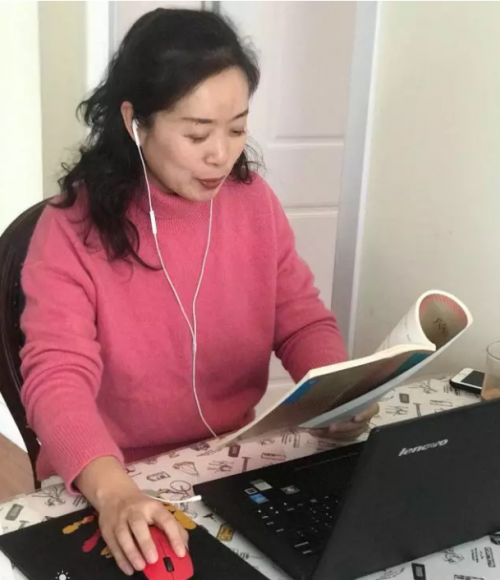 被網(wǎng)課逼瘋？杭州老師表示：根本不存在的！