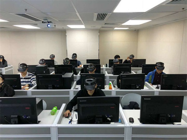 疫情來(lái)臨后，VR或許能更好地解決身邊這些小事