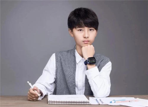 全球首款真智能兒童手表小尋MAX Pro重磅發(fā)布，小天才遇到真對(duì)手了！