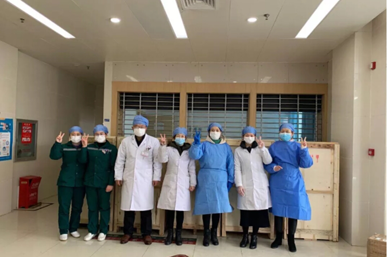 抗疫動態(tài)丨疫情不止，擎朗送餐機器人不退