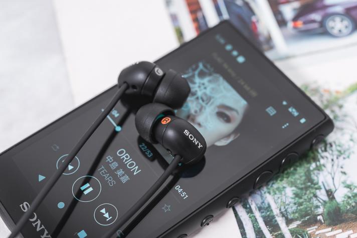 同為高解析音樂(lè)播放器，索尼NW-A105HN和飛傲M11的差別有多大？