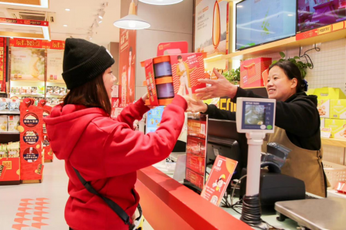 良品鋪?zhàn)佣嗑S度保障食品安全和質(zhì)量安全