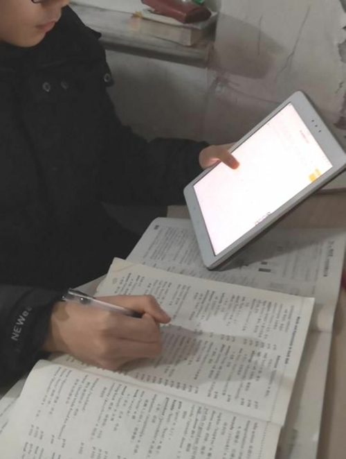 共克時艱｜希沃易課堂助力全國各?？挂?，堅(jiān)守教育最前線