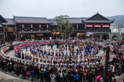 丹寨萬達(dá)小鎮(zhèn)人氣高漲，客流突破3000萬！
