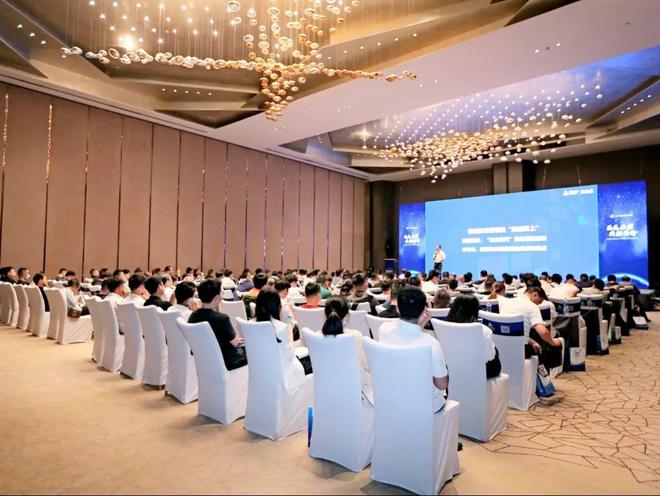 共聚蓉城！2023年云軸科技ZStack 全國渠道巡展成都站精彩瞬間