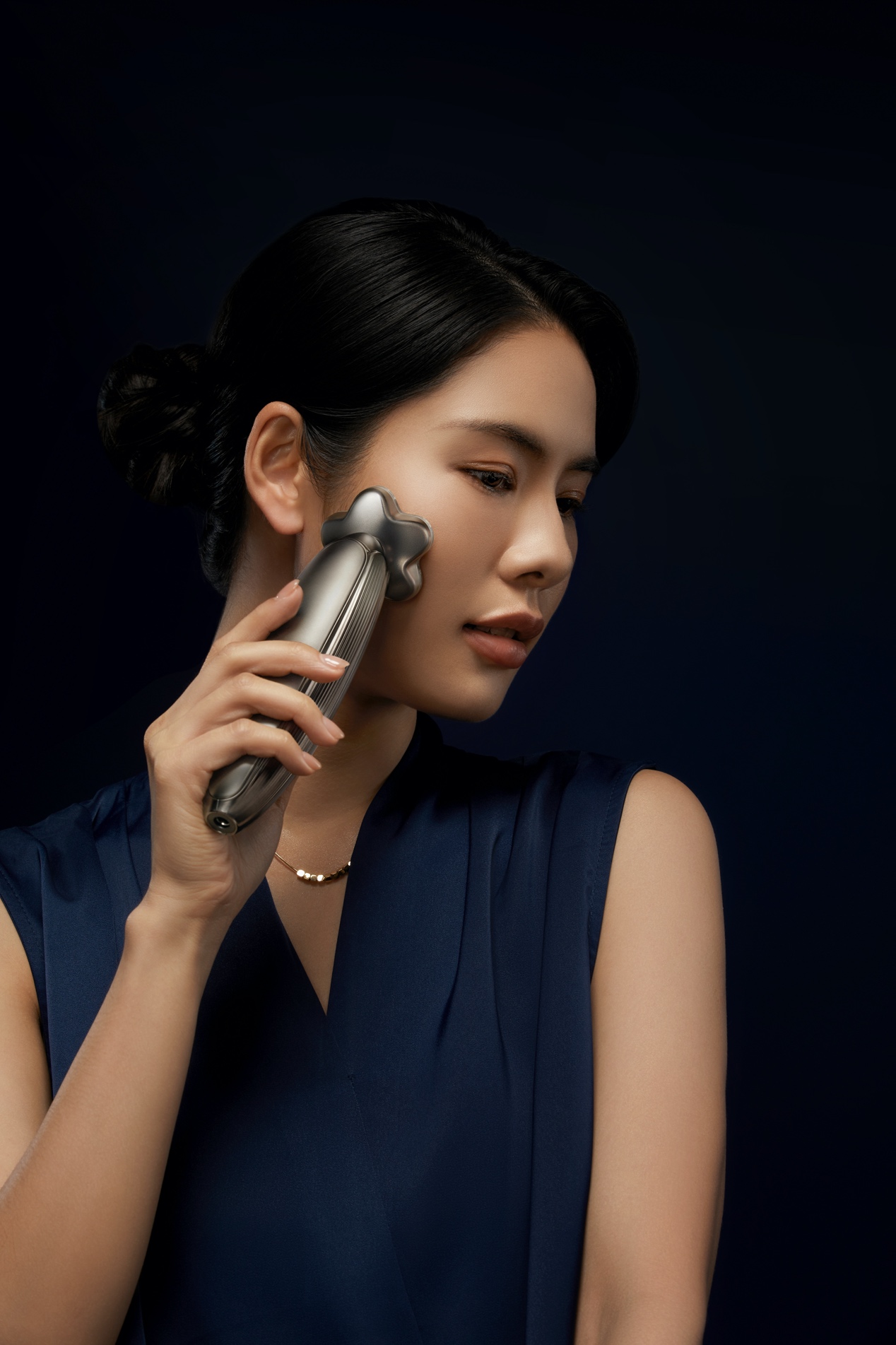 香哭了！Coficoli可菲可麗六極射頻美容儀，開在我家的“私人美容院”