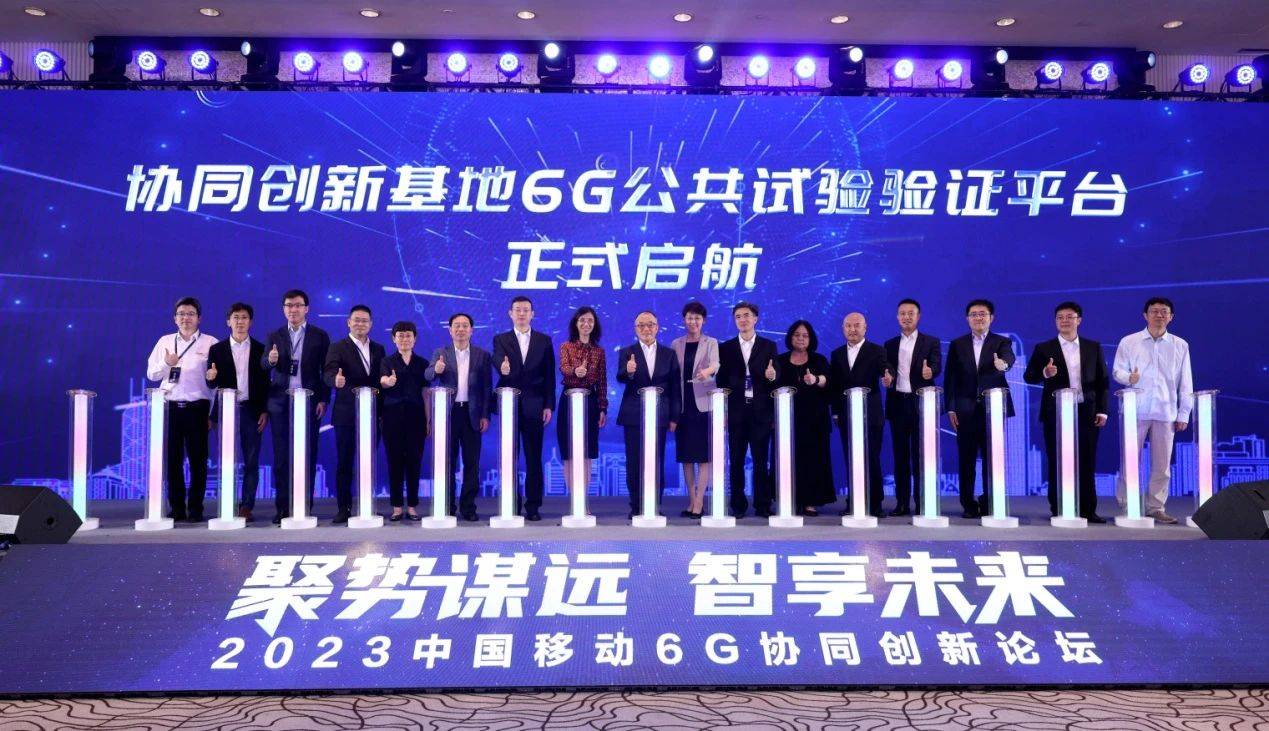 數(shù)智驅(qū)動 百業(yè)共榮！亞信科技精彩亮相2023 MWC上海展