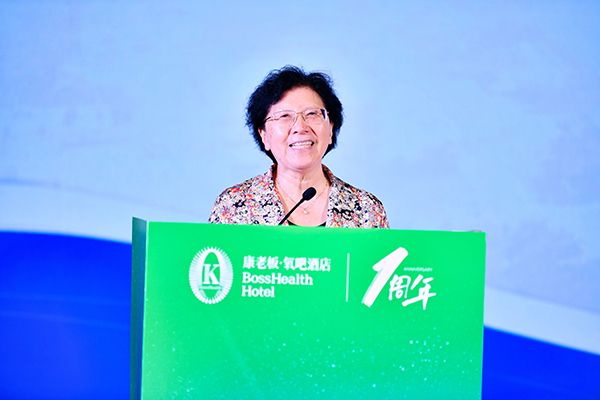 國際質(zhì)量科學(xué)院院士、國家質(zhì)檢總局原總工程師劉卓慧.JPG