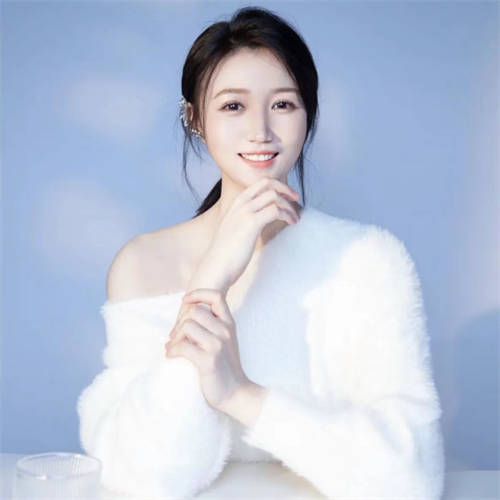 陌陌主播孜恩樂(lè)一獻(xiàn)唱古風(fēng)歌曲，戲腔展示驚艷觀眾