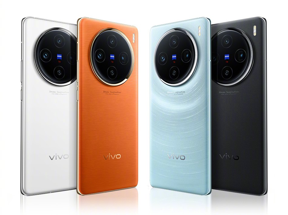 3999元起，到迪信通預(yù)訂vivo X100系列，享贈(zèng)無線耳機(jī)等多重權(quán)益！