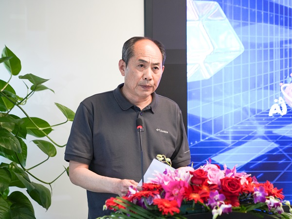 6.張衛(wèi)強發(fā)言.JPG