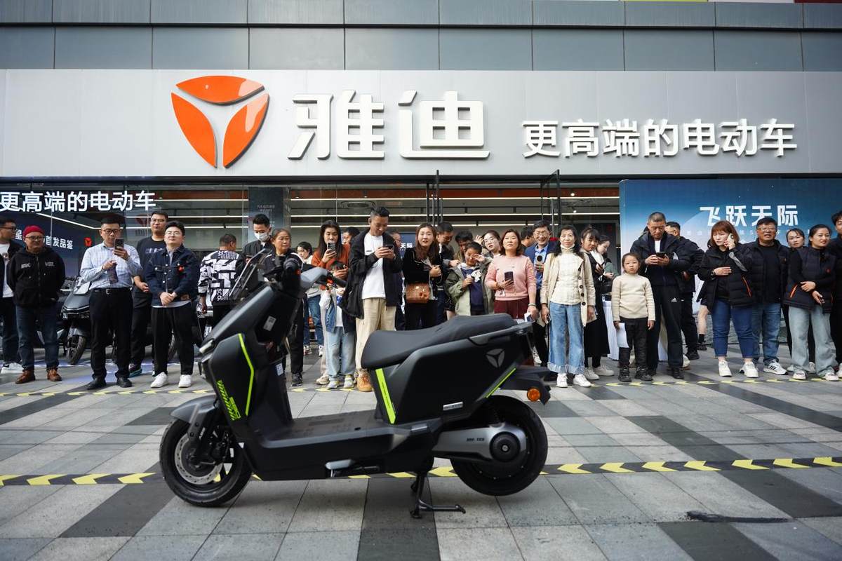 超一億用戶信賴！雅迪挑戰(zhàn)極寒展卓越實力，冬季出行首選！