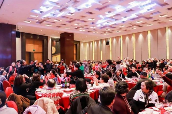 【感恩同行，共鑒輝煌】2024年上海鼎植口腔年終客戶答謝盛筵圓滿成功