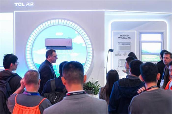 TCL實(shí)業(yè)CES 2025：屏顯科技引領(lǐng)，全品類智能終端展現(xiàn)頂尖科技力