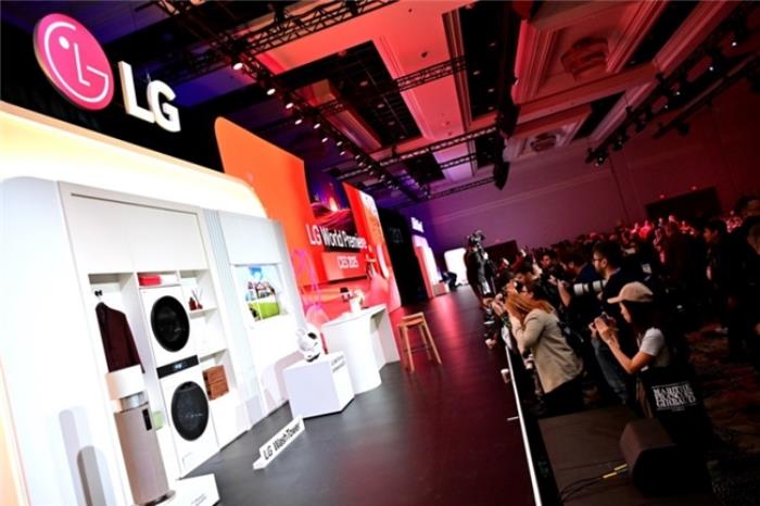 LG電子閃耀CES 2025：情感智能引領(lǐng)24小時未來生活新風(fēng)尚