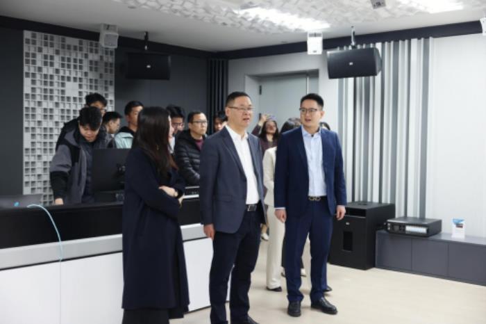 送服務 強信心！杭州未來科技城（海創(chuàng)園）黨工委書記郭云偉一行蒞臨itc保倫股份調(diào)研指導