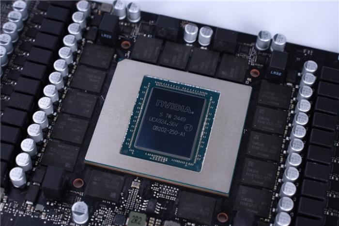 更快更強(qiáng)更AI，影馳GeForce RTX 5090 D 大將評測