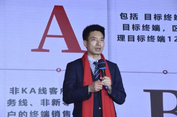 智創(chuàng)精彩，同啟新程！仲景宛西制藥營(yíng)銷系統(tǒng)人員共話2025新發(fā)展