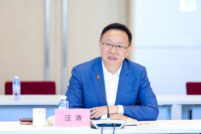 清華大學鯤鵬昇騰科教創(chuàng)新卓越中心專項合作啟動，引領(lǐng)高校科研和人才培養(yǎng)新模式