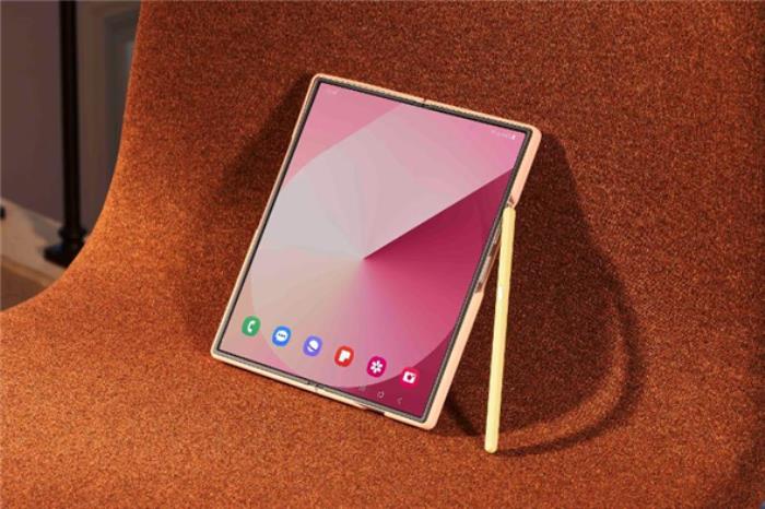效率與美學兼顧 三星Galaxy Z Fold6重塑移動生活