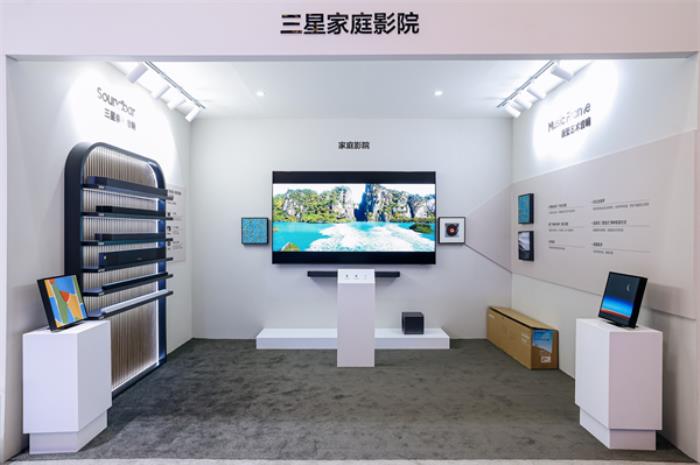 三星大屏電視驚艷亮相AWE 2025,家庭影音體驗(yàn)實(shí)現(xiàn)多維升級(jí)