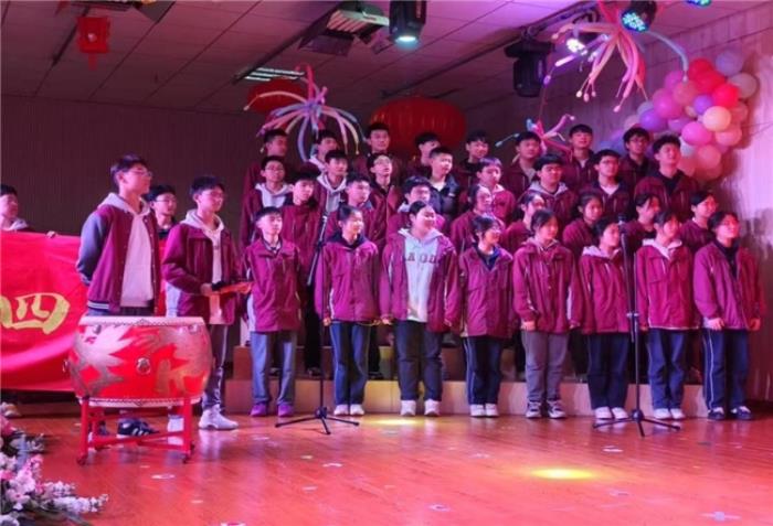 六盤水市培文學(xué)校中考百日誓師：梔子花開時(shí)，破繭成蝶！