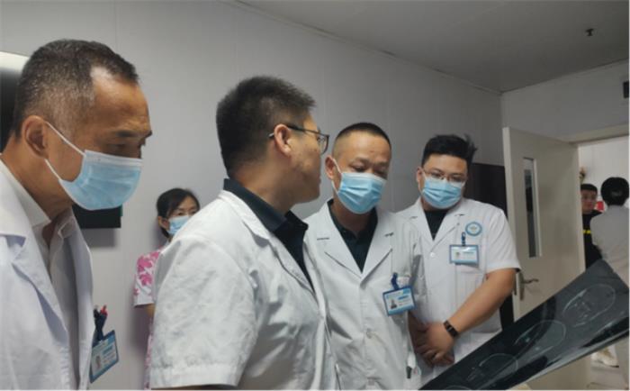 北京三甲名醫(yī)進駐！重慶華健友方醫(yī)院組建神經外科專家團隊