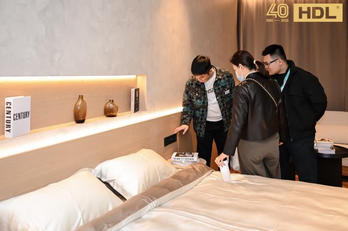 全場景生態(tài)領(lǐng)航，河?xùn)|科技HDL亮相上海國際酒店展