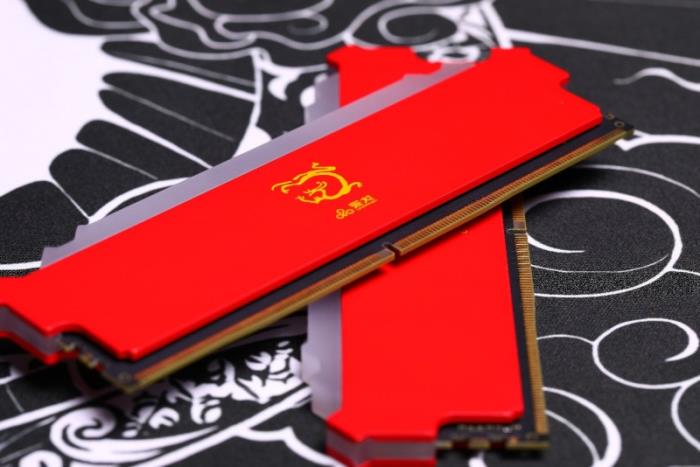 擁有一套國韻加持的內(nèi)存是什么體驗(yàn)，紫光國芯云彣「煌」系列內(nèi)存評(píng)測(cè)