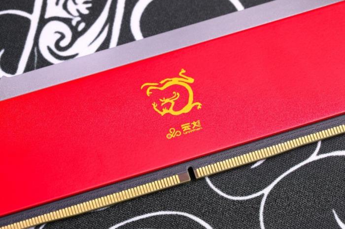 擁有一套國韻加持的內(nèi)存是什么體驗(yàn)，紫光國芯云彣「煌」系列內(nèi)存評(píng)測(cè)
