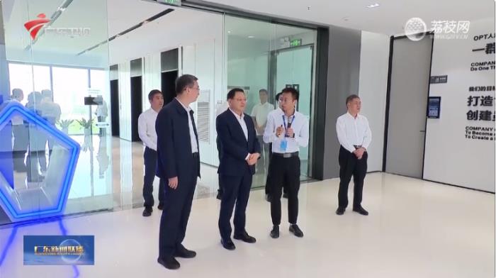 省長(zhǎng)調(diào)研落實(shí)1310戰(zhàn)略部署：OPT（奧普特）深化“AI+智造”戰(zhàn)略布局?