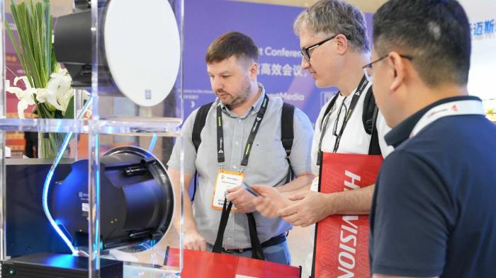讓世界聽見“中國智造” 榮域InfoComm China 2025首秀完美收官