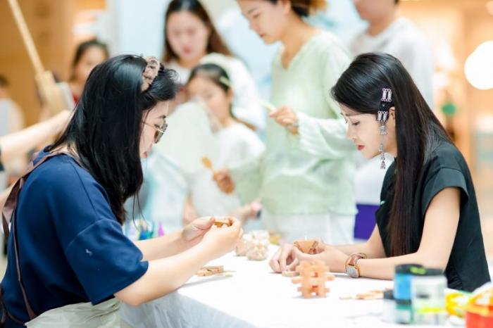 「衣裳之美有型有色」卡薩帝城市濕洗計劃深圳站啟幕：科技與美學共塑高端生活新范式
