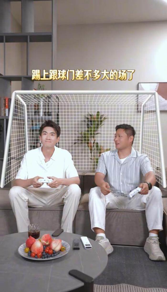 明星也搶首發(fā)？林更新深夜曬海信116吋E8Q Pro開箱