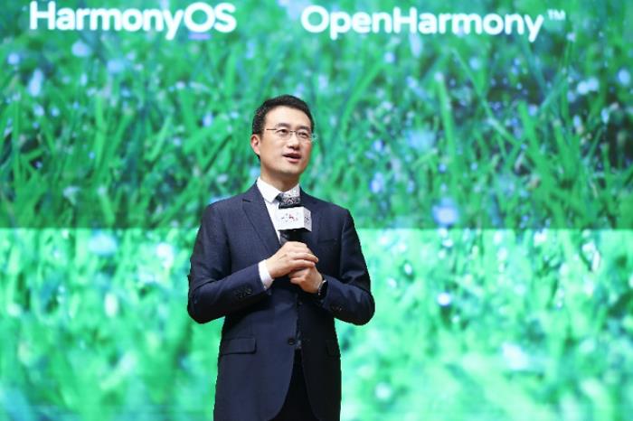 華為終端CEO何剛回母校西電：每一位師生都是改變世界的種子