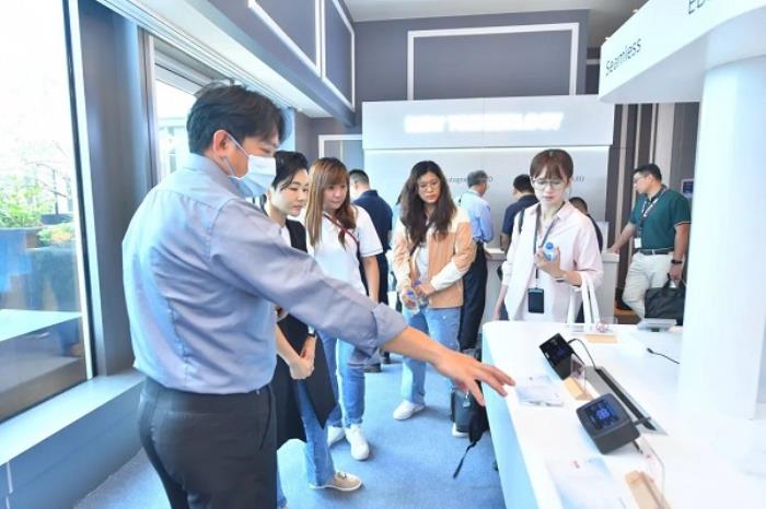 COMPUTEX 2025丨天馬攜多項顯示技術亮相，解鎖AI時代“好屏”密碼