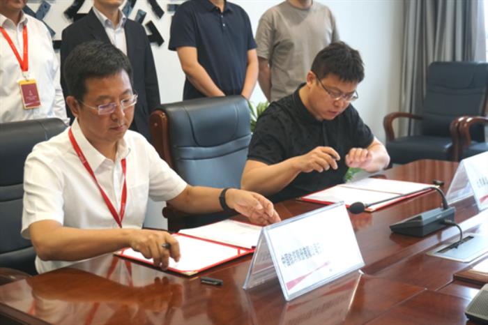 正式簽約！卓翼智能與寧夏鐵塔達(dá)成戰(zhàn)略合作，共筑低空經(jīng)濟(jì)新生態(tài)