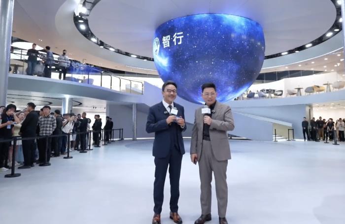年輕人20萬級智能SUV首選，問界新M5 Ultra閃耀粵港澳車展